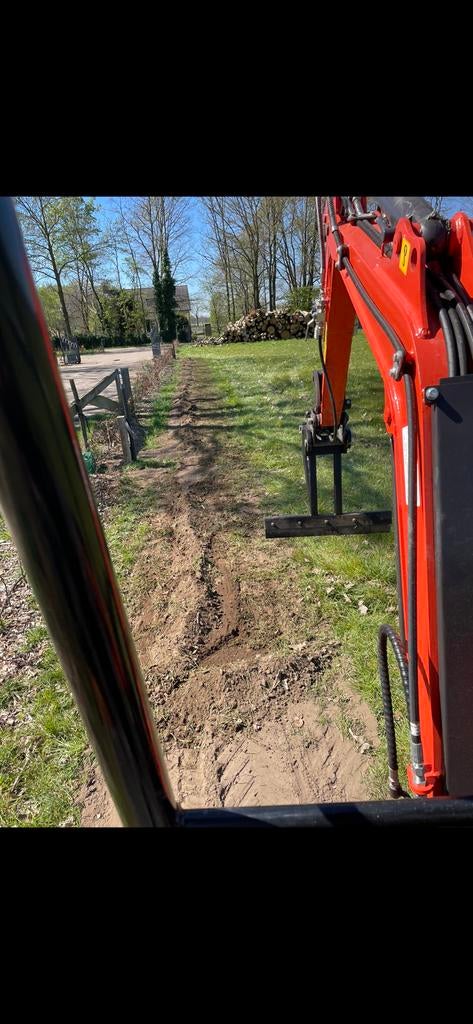 Verhuur van shovel en mini graver ect met machinisten