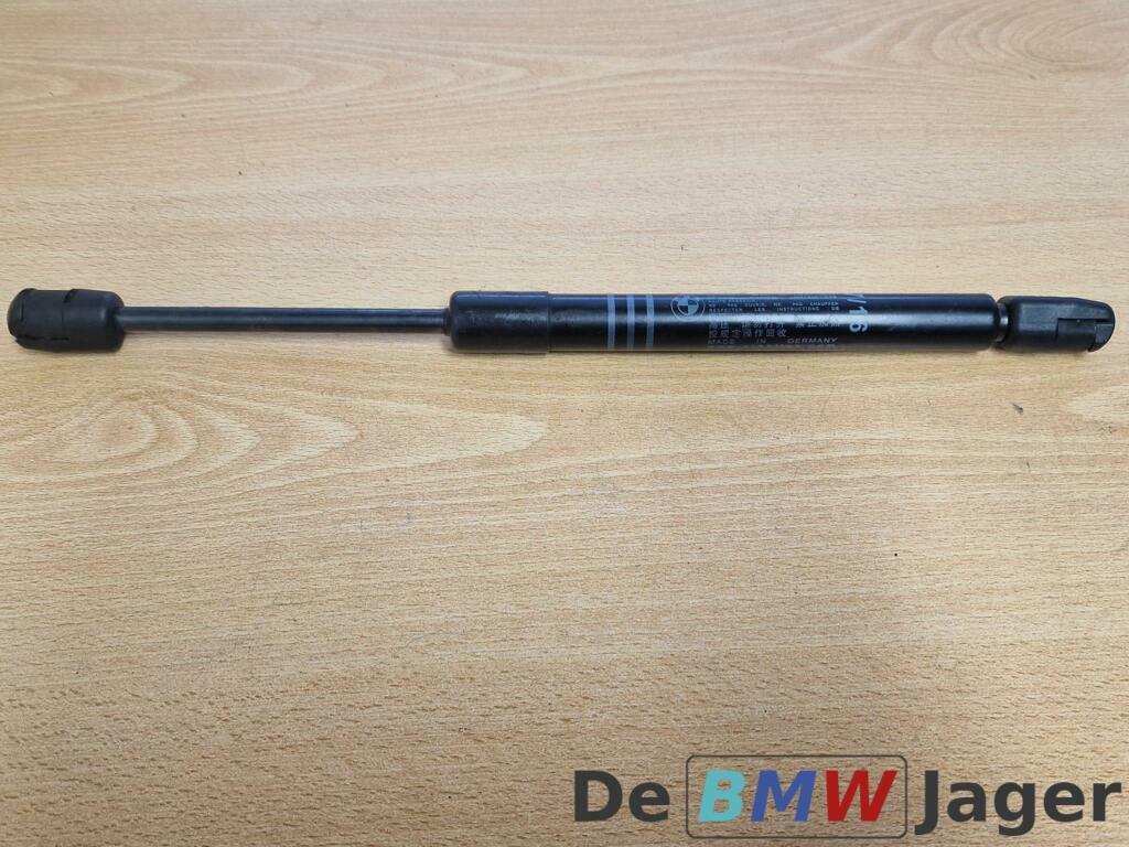 Gasveer motorkap BMW 5-serie F10 F11 51234881653, Auto-onderdelen, Gebruikt, Ophalen of Verzenden, BMW, BMW