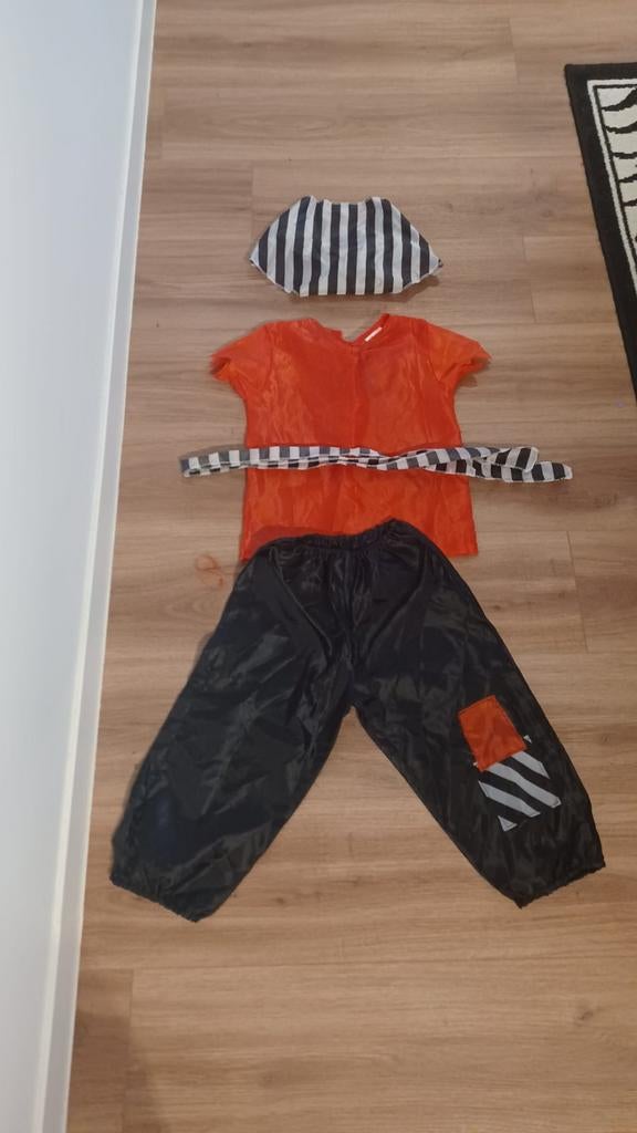 Boevenpak Carnaval Maat 110, Ophalen of Verzenden, Zo goed als nieuw, 104 of kleiner, Jongen of Meisje