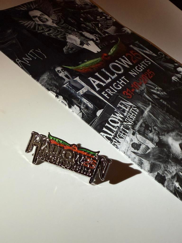Walibi 25-jarige jubileum speld+plattegrond collectors item, Tickets en Kaartjes, Eén persoon