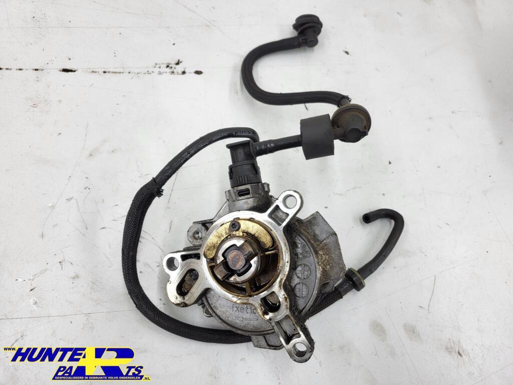 Vacuumpomp Volvo V40/V60/V90/S90/S80/XC ('12-'19) 31316688, Gebruikt, Ophalen of Verzenden, Volvo, Volvo