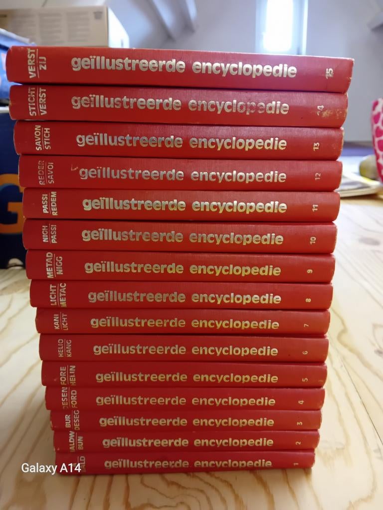 15 delige geillustreerde encyclopedie, Boeken, Encyclopedieën, DRS. A. F. Wyers, Complete serie, Ophalen of Verzenden, Zo goed als nieuw