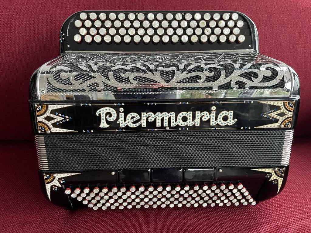 Piermaria Prodige Plus knopaccordeon.Cassotto.Bgriff, Muziek en Instrumenten, Accordeons, Overige merken, Gebruikt, Met koffer