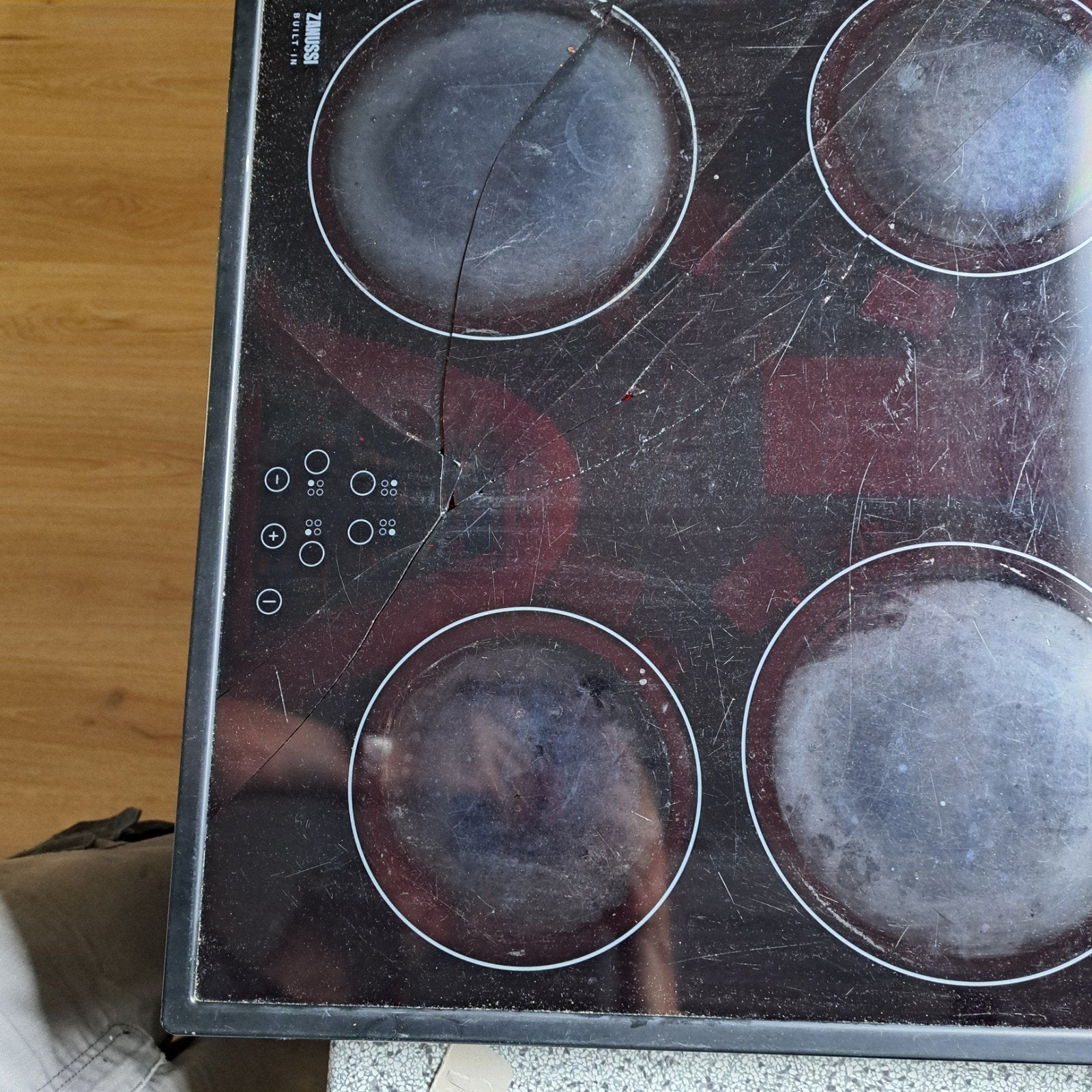 kookplaat voor onderdelen zanussi gratis, Witgoed en Apparatuur, Kookplaten, Ophalen, Inbouw, Keramisch, 4 kookzones