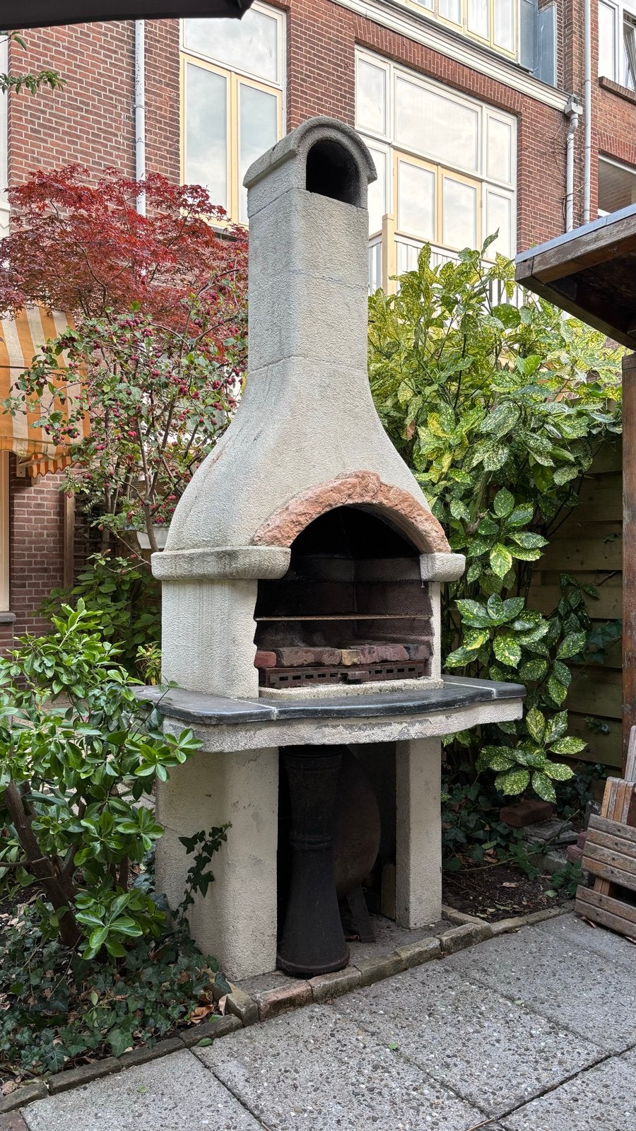 Betonnen buitenhaard / barbecue voor in de tuin, Tuin en Terras, Ophalen, Gebruikt, Vuurkorf