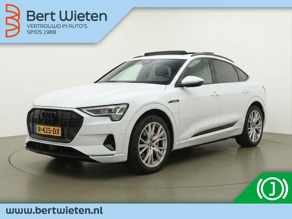Audi e-tron Sportback 55 quattro S Line | Trekhaak | Schuifd, Auto's, Automaat, 131 €/maand, 0 cilinders, Zwart