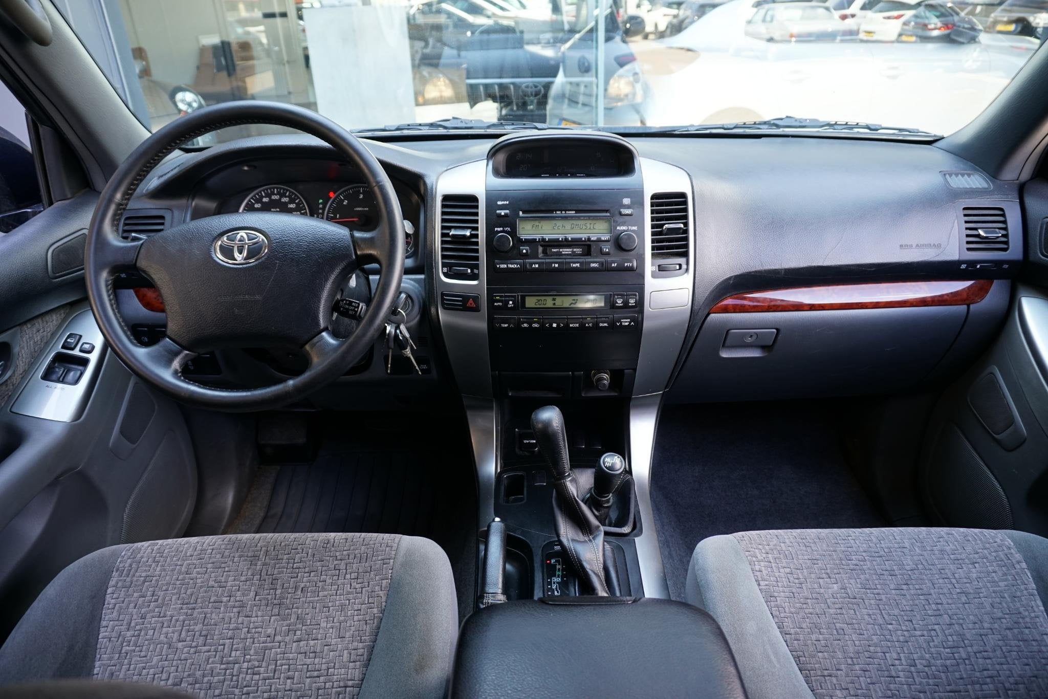 Toyota Land Cruiser 3.0 D-4D VX HR Blind Van *169.162KM NAP!, Automaat, Stof, Gebruikt, 4 cilinders