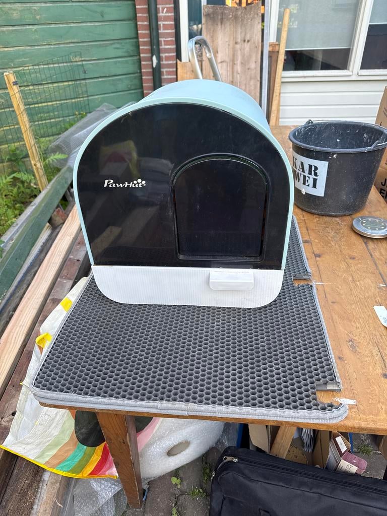 Kattenbak ‘pawhut’ in vorm van een huisje, Ophalen, Zo goed als nieuw