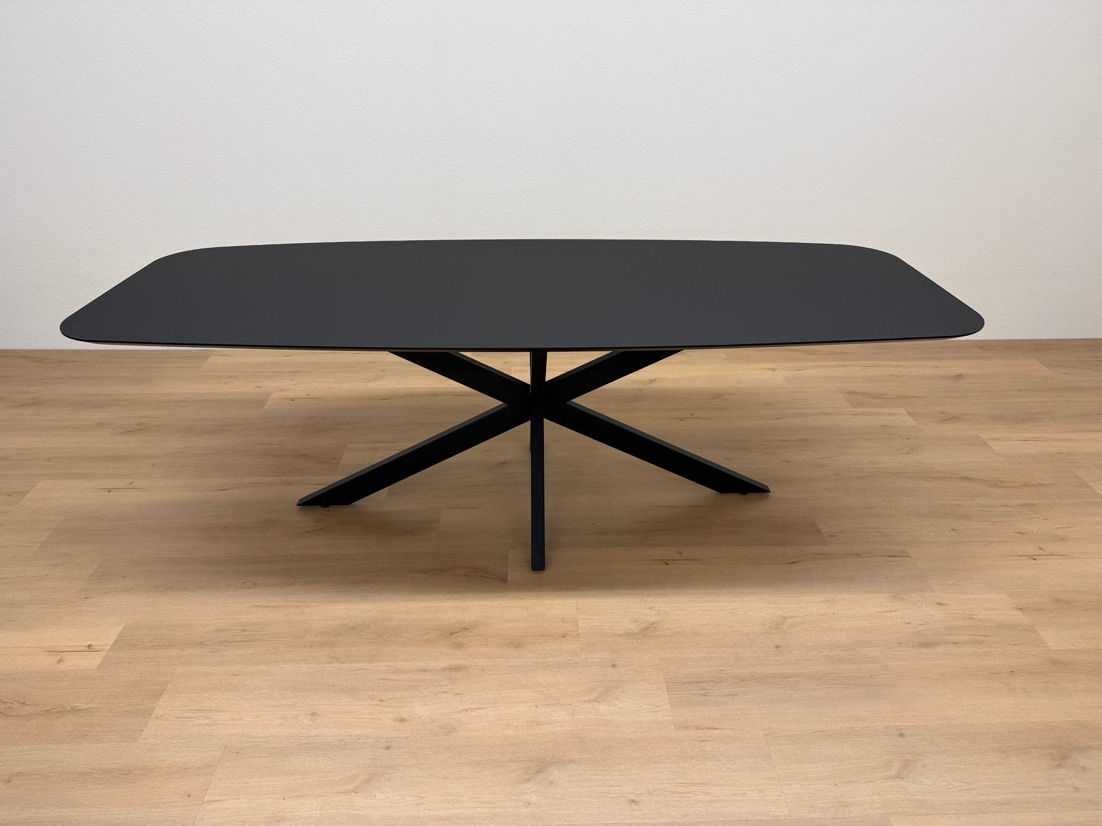 Deens ovale eettafel Fenix zwart 240x100 - Direct Leverbaar, 100 tot 150 cm, 200 cm of meer, Ophalen of Verzenden, Zo goed als nieuw