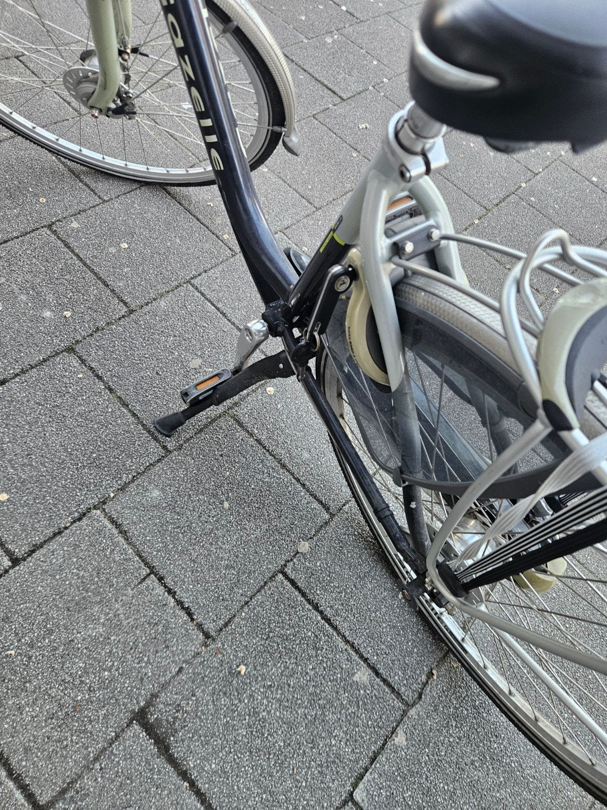 Gazelle damesfiets met mandje - Zo goed als nieuw, 53 tot 56 cm, Velgrem, Versnellingen, Ophalen of Verzenden