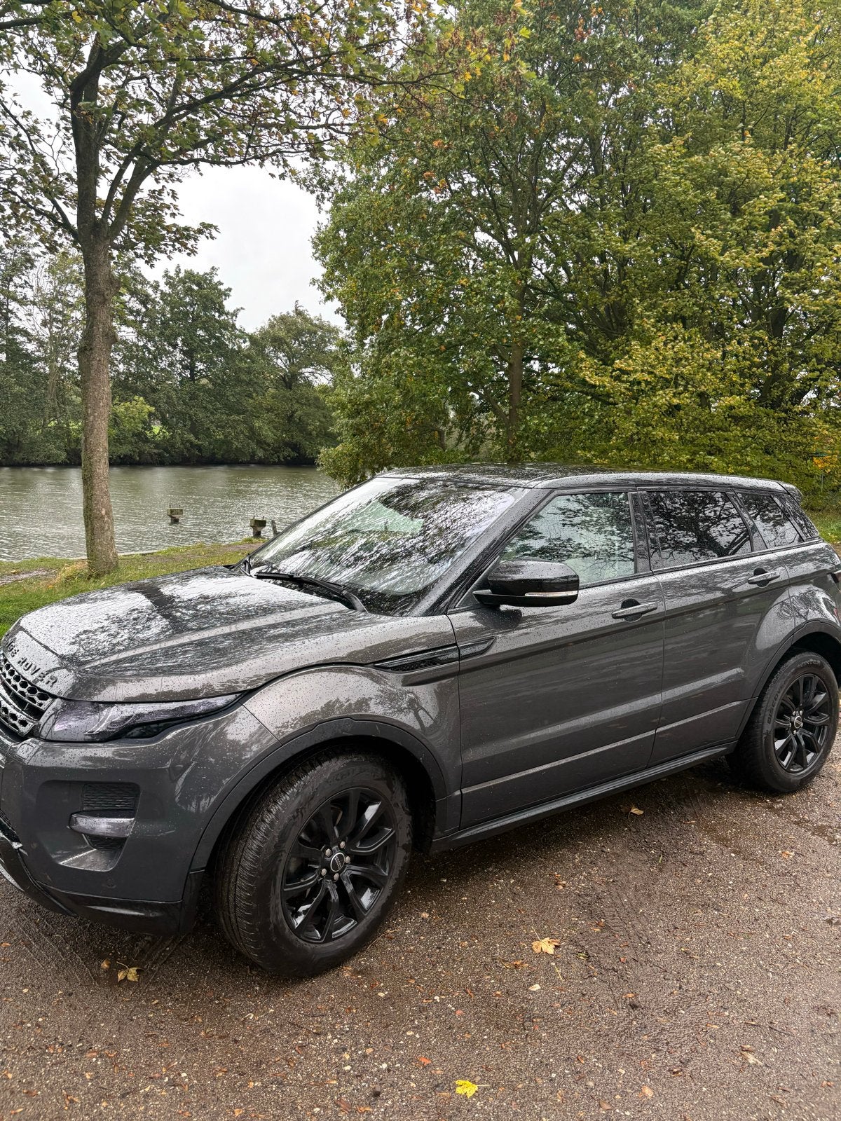 Land Rover Range Rover Evoque SI4 4WD AUT 2012 Grijs, Auto's, Automaat, 1800 kg, Vierwielaandrijving, Particulier