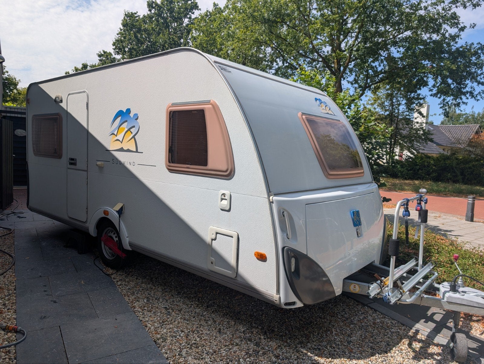 KNAUS SUDWIND 450 FU Dorema voortent , luifel, Rondzit, Frans bed, Particulier, 4 tot 5 meter