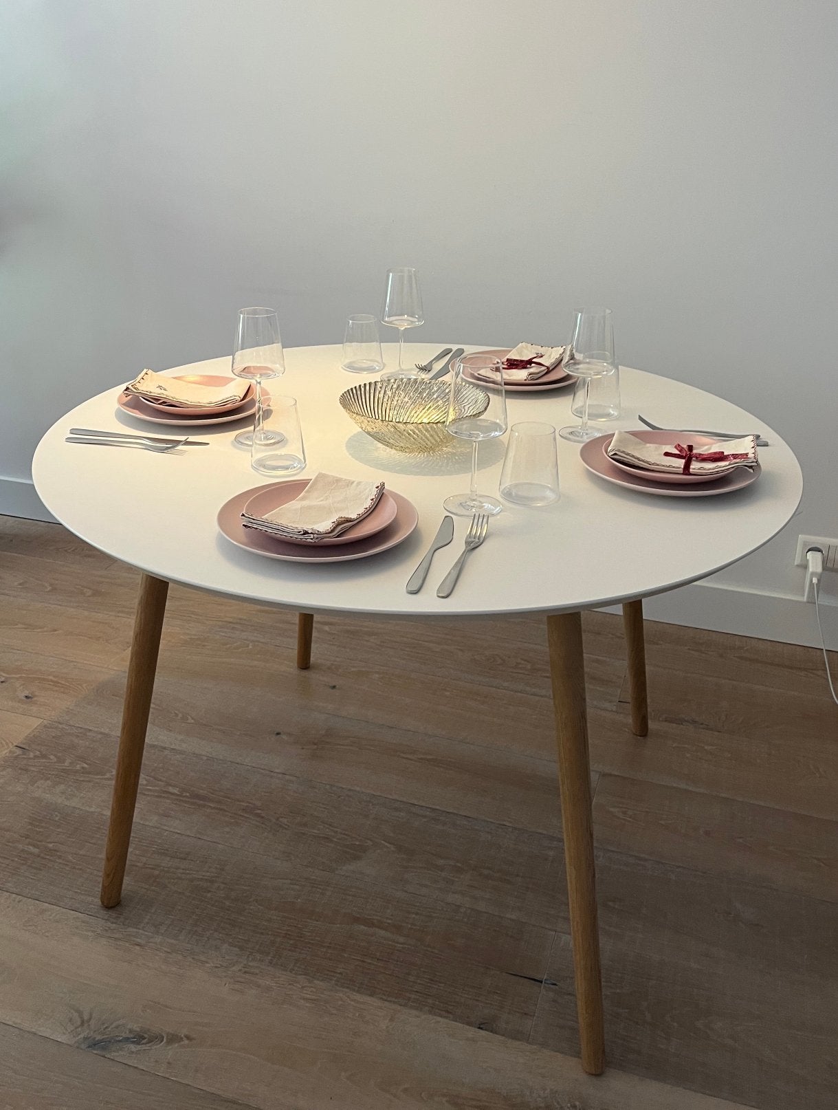 Dining table / eettafel, Ophalen, Gebruikt, Rond, 100 tot 150 cm