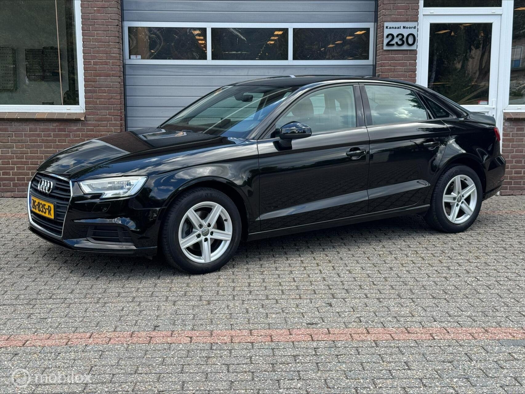 Audi A3 Limousine 30 TFSI Advance AIRCO/MF-STUUR/CRUISE, Voorwielaandrijving, Gebruikt, Euro 6, 116 pk