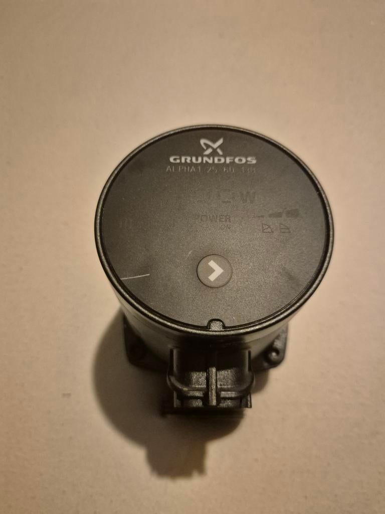 Grundfos ALPHA1 25-60 130 circulatiepomp, Ophalen, Zo goed als nieuw, Minder dan 200 watt, Overige typen