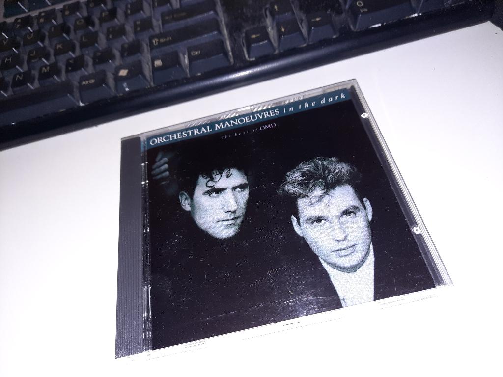 CD Orchestral Manoeuvres In The Dark The Best Of OMD, Ophalen, Zo goed als nieuw