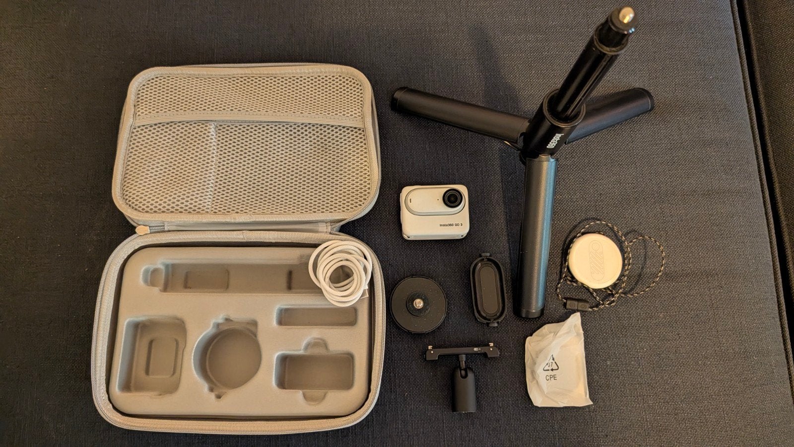 Insta360 GO 3 64gb Actiecamera met accessoires en case, Ophalen, Zo goed als nieuw, Overige merken