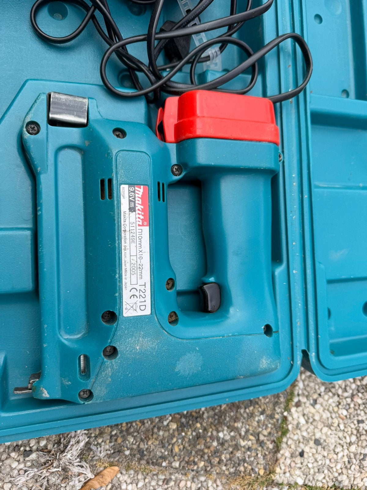 Nietmachine Makita, Doe-het-zelf en Verbouw, Gereedschap | Overige machines, Gebruikt, -, Ophalen of Verzenden, Makita