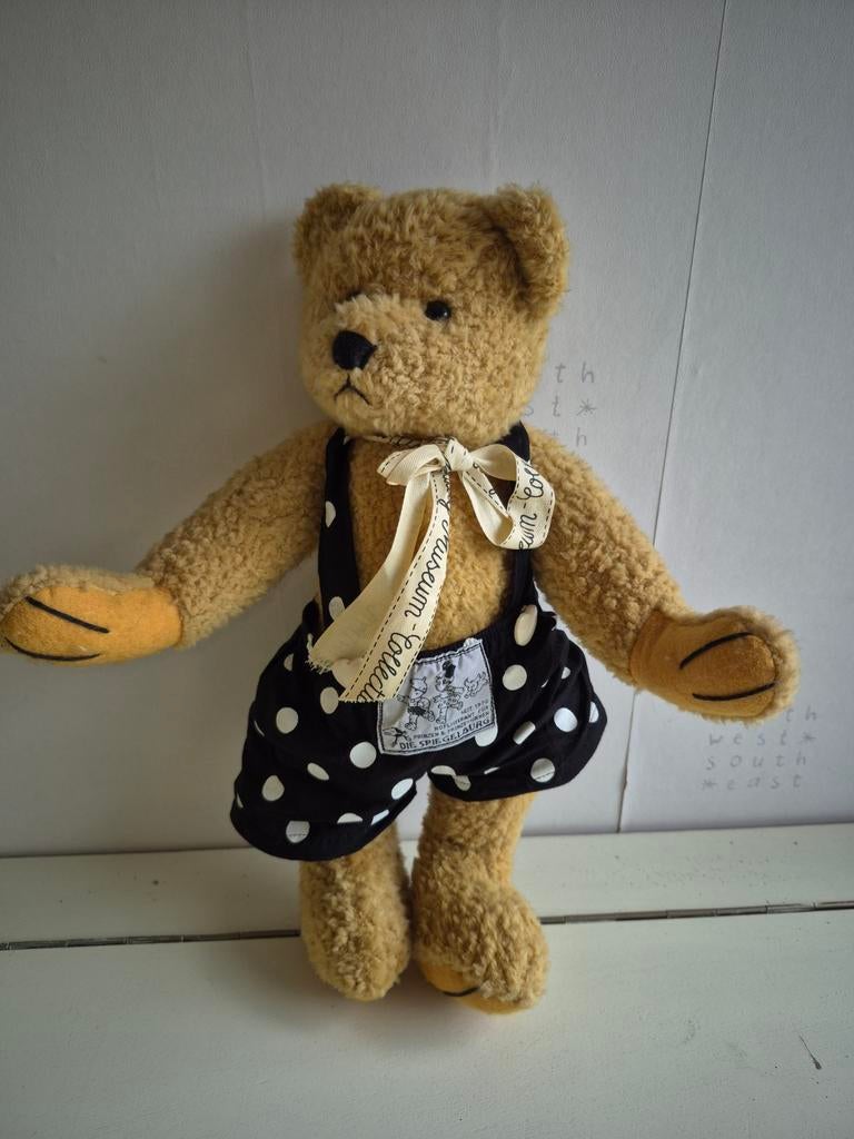 Vintage Teddybeer met gestippelde tuinbroek, Ophalen of Verzenden, Zo goed als nieuw, Beer
