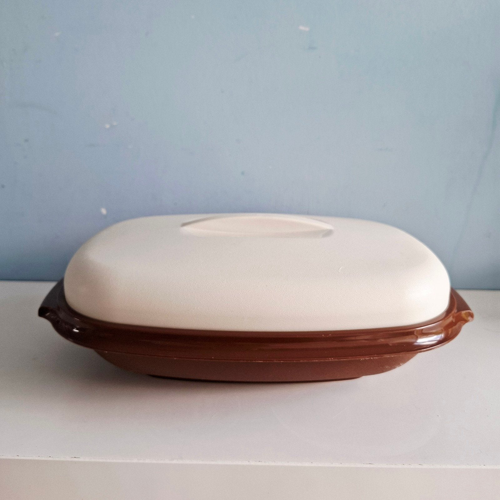 Vintage Tupperware rijst- en groentestomer, Huis en Inrichting, Keuken | Tupperware, Gebruikt, Tupperware, Bruin, Tupperware Brands Belgium, Industriepark-West 40, 9050 Gent, België