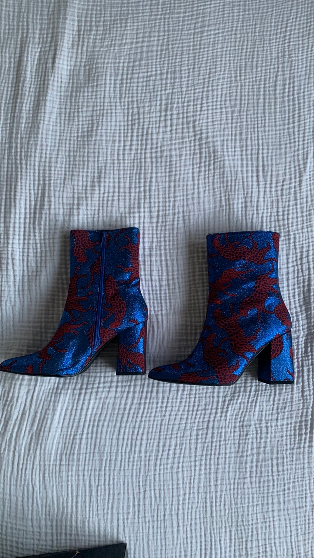 Sacha Dames Laarzen kort blauw glitter met rode panters, Kleding | Dames, Schoenen, Ophalen, Blauw, Lage of Enkellaarzen, Nieuw