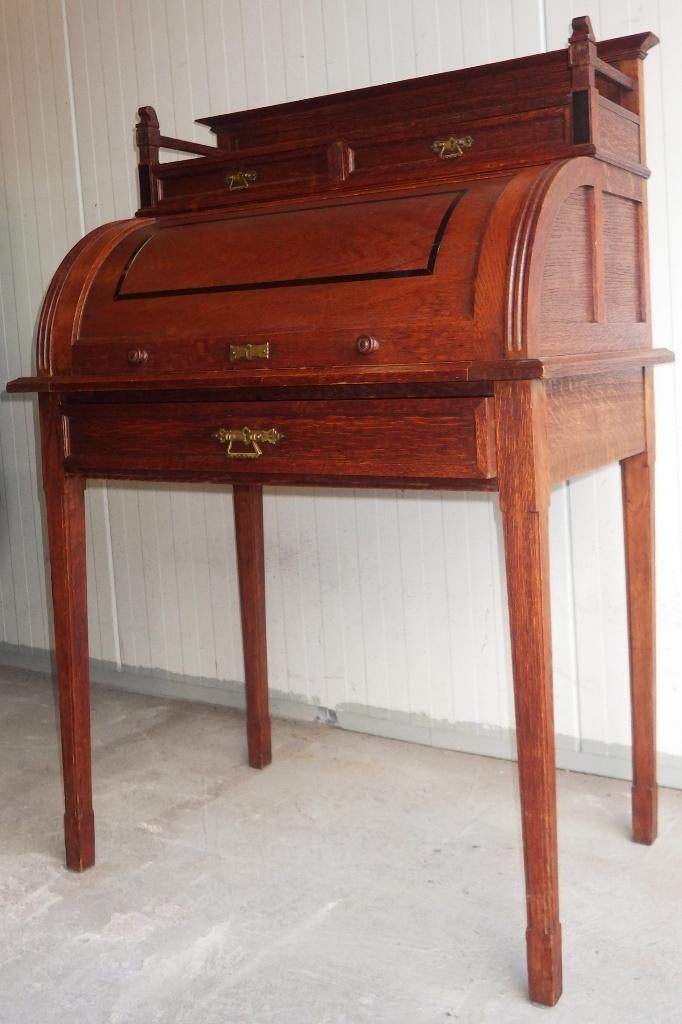 * Klein Art Deco cilinderbureau* Eiken., Ophalen