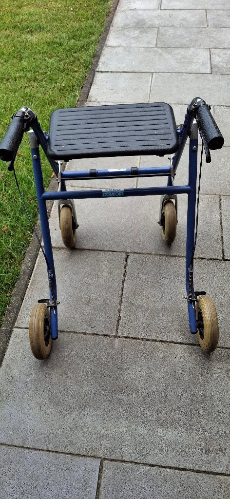 Rollator, Ophalen, Gebruikt, Overige typen, Onbekend
