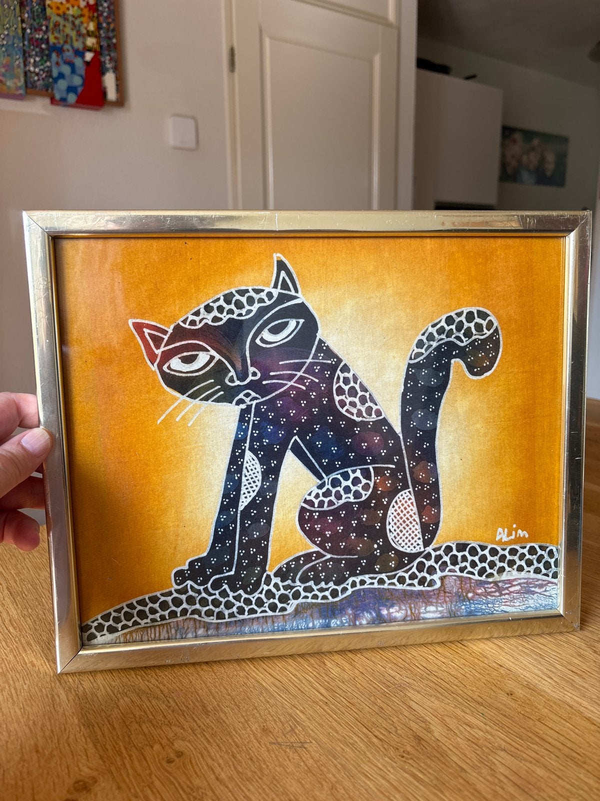 Gebatikde poezen afbeelding in plastic lijst, Antiek en Kunst, Kunst | Schilderijen | Klassiek, Ophalen of Verzenden