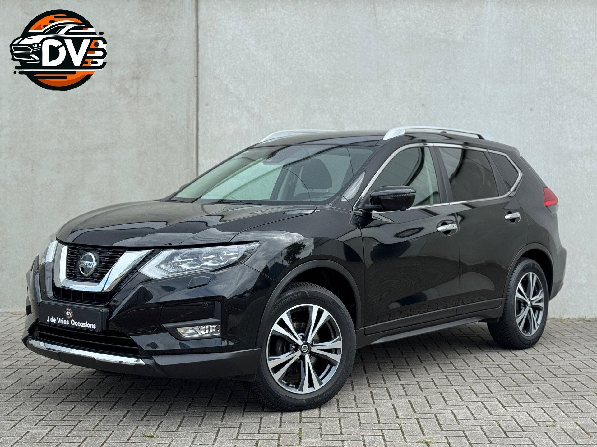 Nissan X-Trail 1.3 DIG-T Tekna DEALER OH AUTOMAAT GLAZEN DAK, 4 cilinders, Adaptive Cruise Control, Zwart, Bedrijf