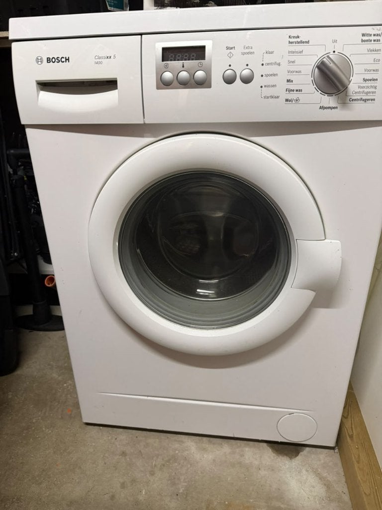 Bosch wasmachine, Witgoed en Apparatuur, Ophalen, 1200 tot 1600 toeren, Gebruikt, Minder dan 85 cm