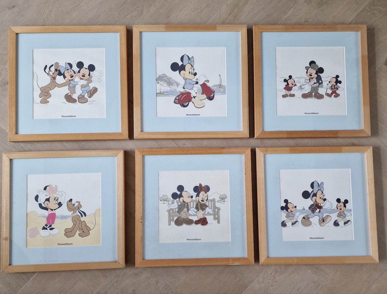Set van 6 ingelijste Disney prenten van Donaldson, Ophalen of Verzenden, Mickey Mouse, Zo goed als nieuw, Plaatje of Poster