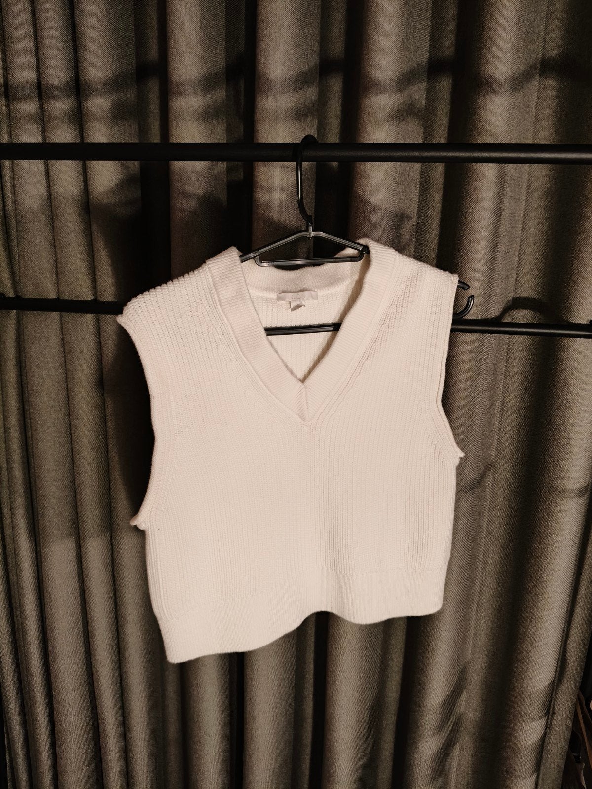 COS gebreide crop top met V-hals, maat M, Maat 38/40 (M), COS, Wit, Ophalen of Verzenden
