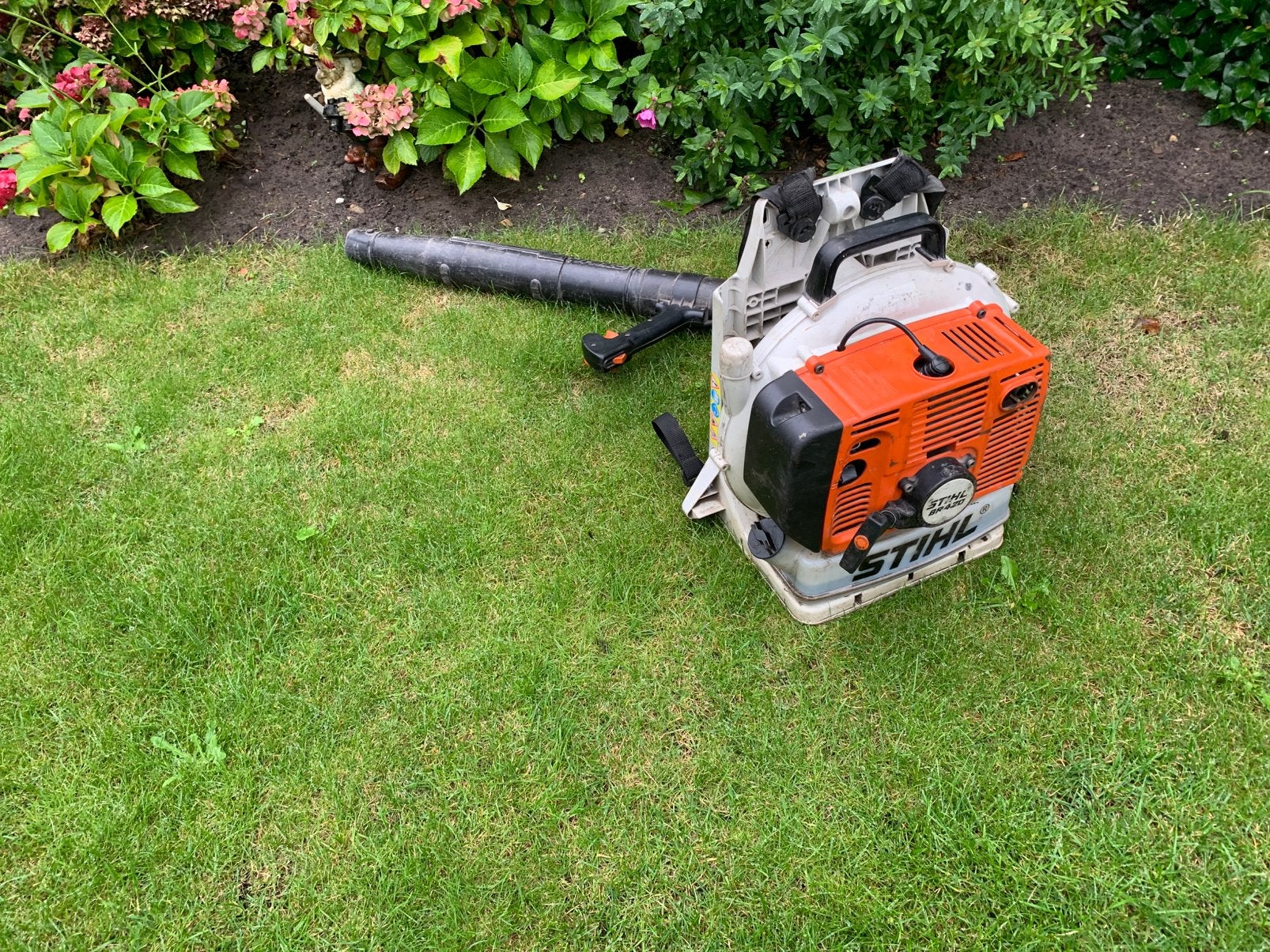 Stihl br420 bladblazer, rugblazer, Ophalen, Zo goed als nieuw, Benzine