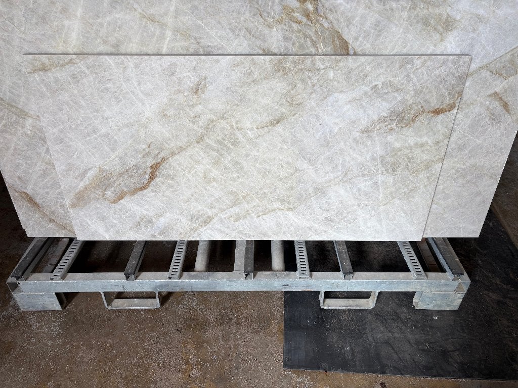 Natuursteen plaat - Beige met bruine aders, Ophalen, Nieuw, Houtskool, Onbekend