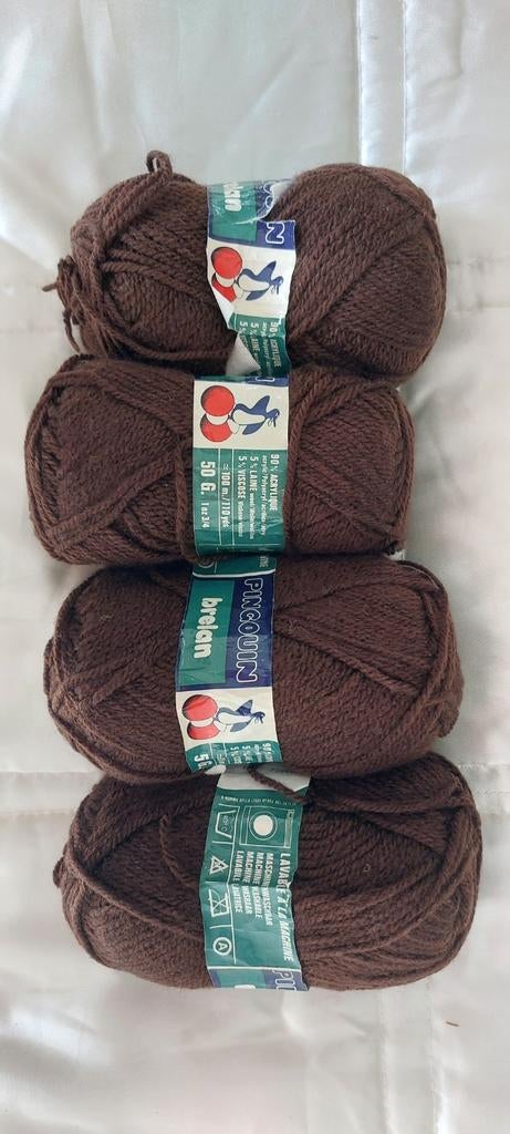 4 bollen breigaren Pingouin wol 5% donkerbruin, Ophalen of Verzenden, Nieuw, Breien of Haken, Wol of Garen