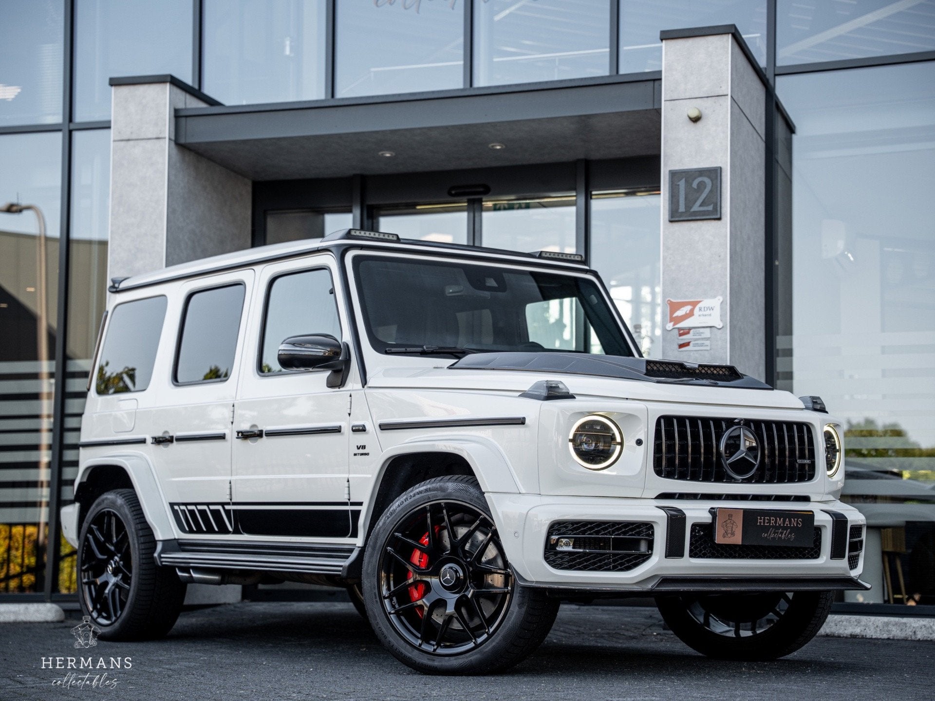 Mercedes-Benz G63 AMG / Burmester / Carbon / Designo / Pano, Auto's, G-Klasse, Wit, Leder, Bedrijf