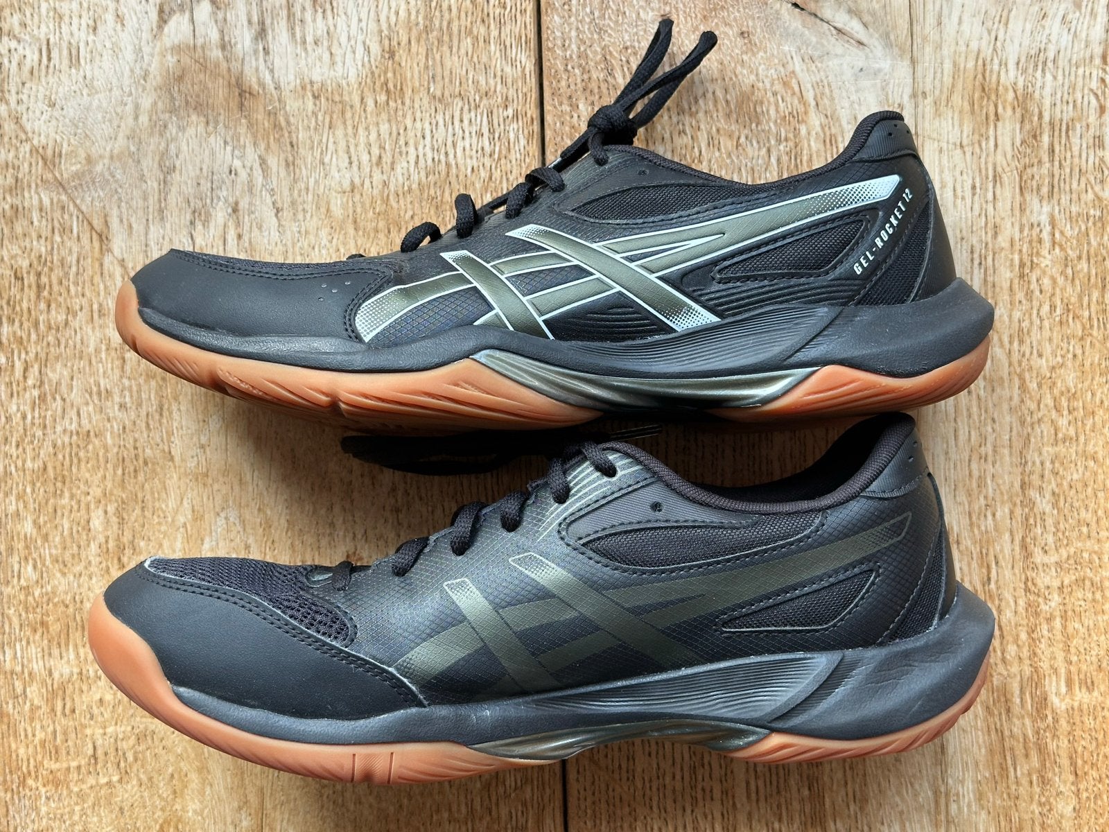 Asics Gel Rocket 12 zaalschoenen - Maat 42,5 zgan, Ophalen of Verzenden, Zo goed als nieuw