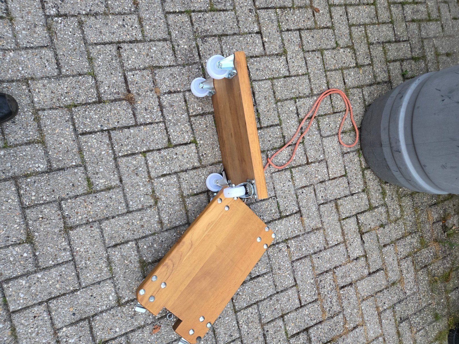 Houten transportrollers met wielen, Ophalen