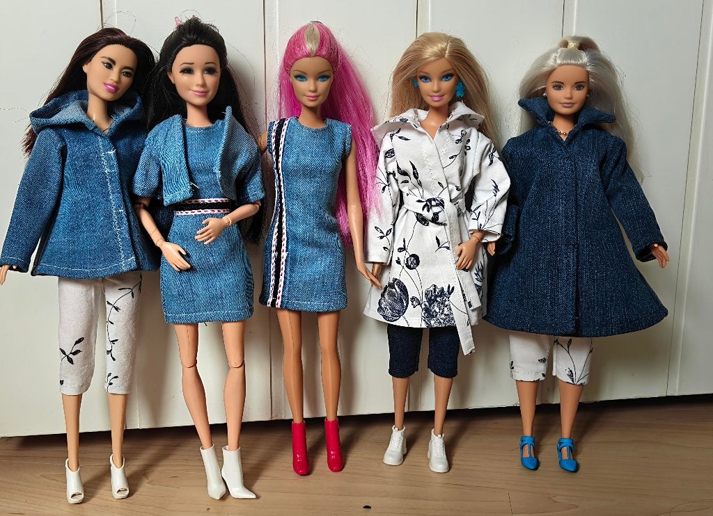 Barbiekleding/Barbiekleertjes: Spijkerstof Barbie en Curvy, Verzenden, Nieuw, Barbie