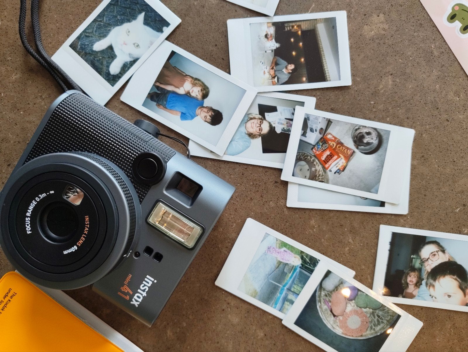Fujifilm Instax Mini 40 Instant Camera - Zo goed als nieuw, Instant camera, Zo goed als nieuw, Fujifilm, Draagriem