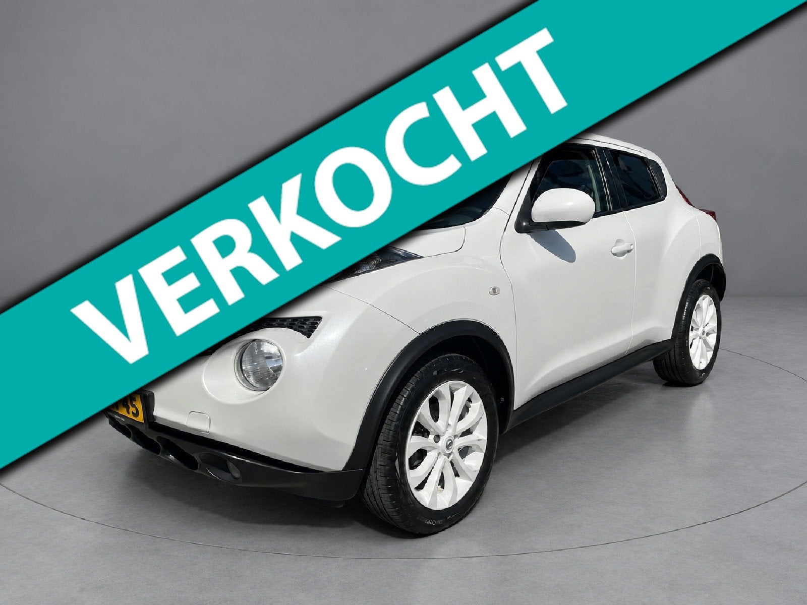 Nissan Juke 1.6 Connect Edition, * VERKOCHT *, Auto's, Zwart, 4 cilinders, Alcantara, Wit
