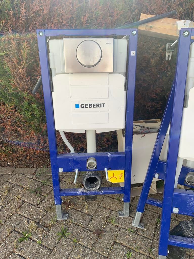 Geberit inbouw wc reservoir 1x geberit, Ophalen, Zo goed als nieuw, Toilet