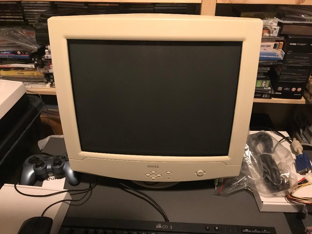 17 “ Dell CRT Monitor - Vintage, Computers en Software, Ophalen, Dell