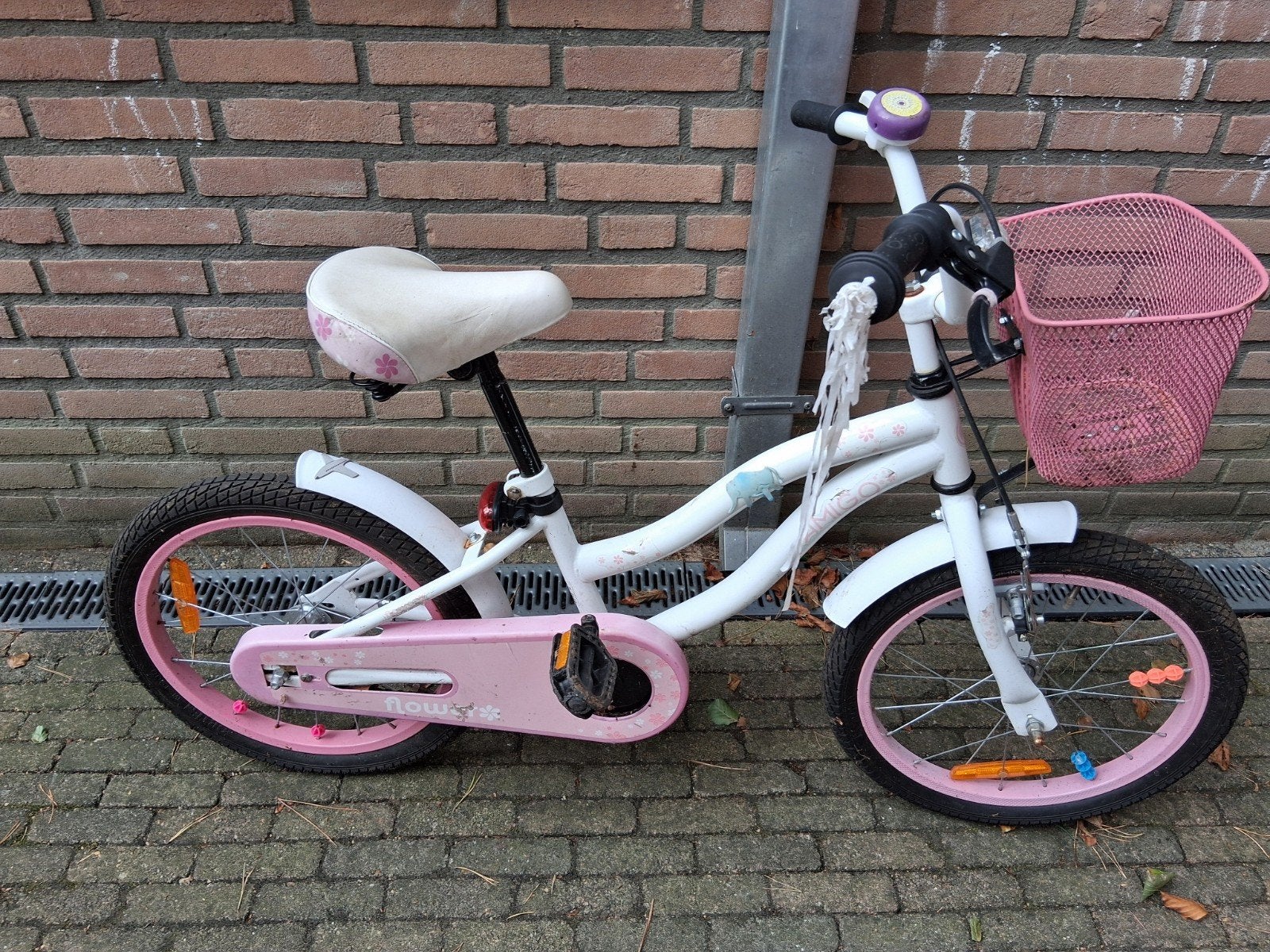 gratis , 18 inch meisjesfiets, Fietsen en Brommers, Fietsen | Kinderfietsjes, Ophalen, Gebruikt, 16 tot 20 inch