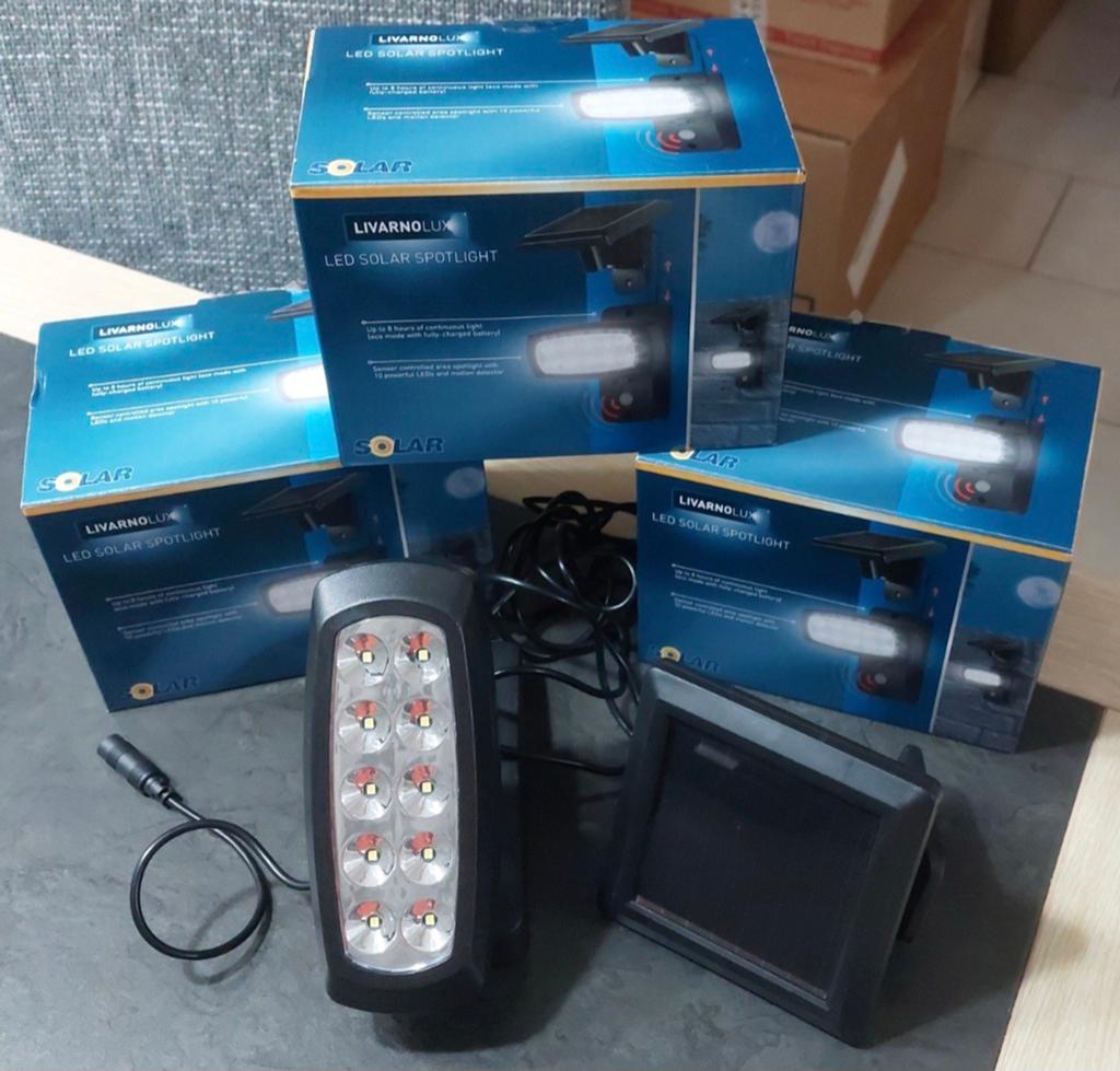 LED SOLAR SPOTLIGHT 3 stuks voor
€30, Ophalen of Verzenden, Nieuw, Overige typen