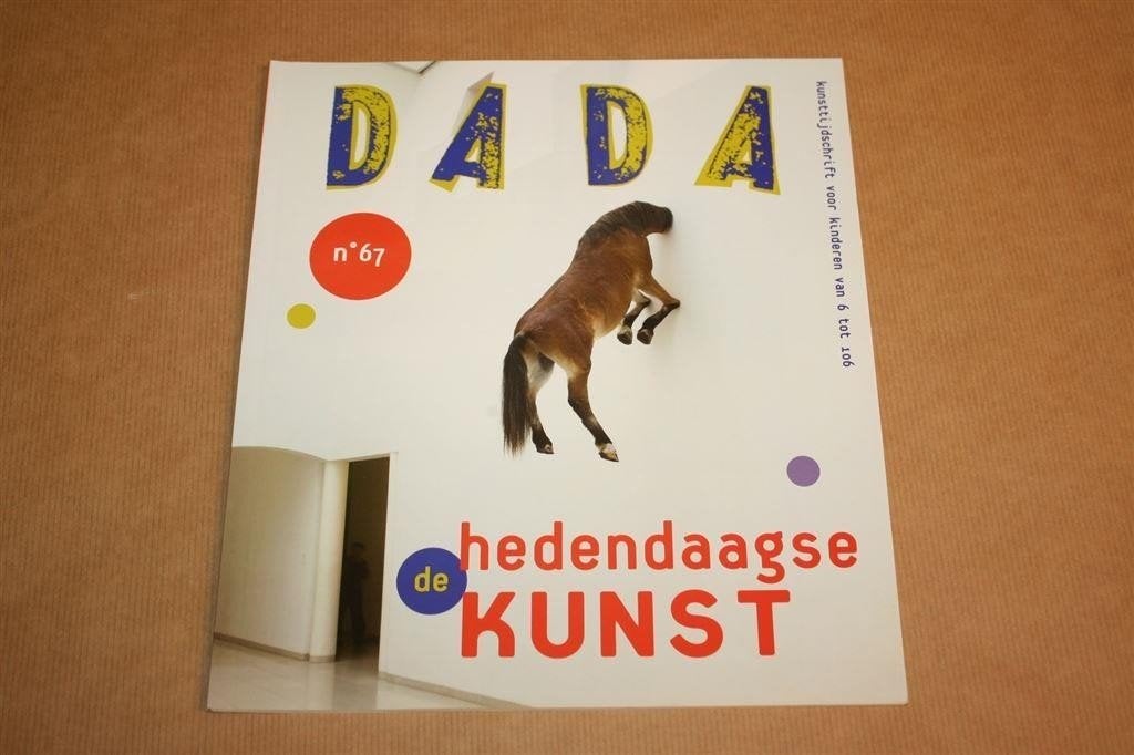De Hedendaagse Kunst — Dada Kunsttijdschrift, Ophalen of Verzenden, Zo goed als nieuw