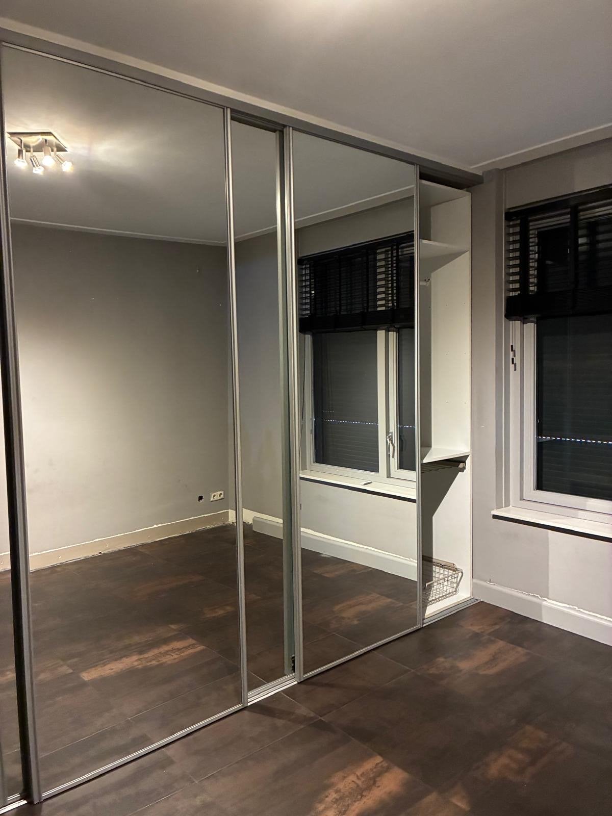Kledingkast met spiegeldeuren en schuifdeuren, Ophalen, Overige materialen, Gebruikt, 200 cm of meer
