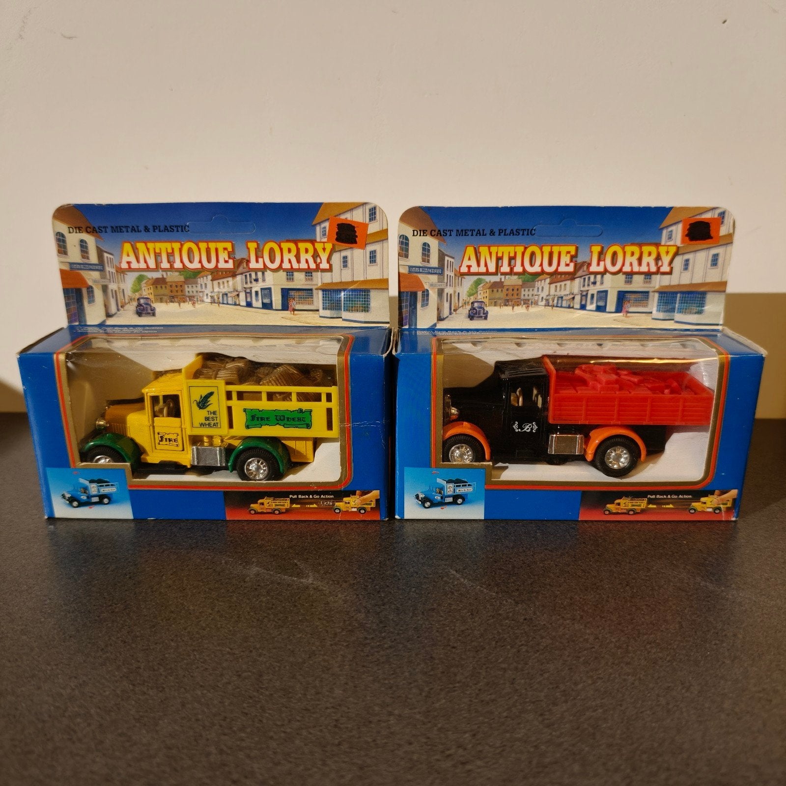 Welly Die Cast Metal & Plastic Antique Lorry (2 stuks), Ophalen of Verzenden, Nieuw, Auto