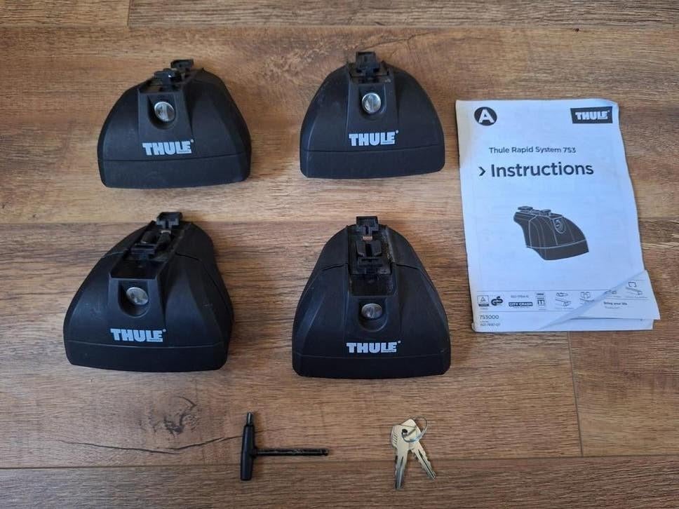 Thule Rapid System 753 Voetenset, Auto diversen, Dakdragers, Ophalen of Verzenden, Zo goed als nieuw