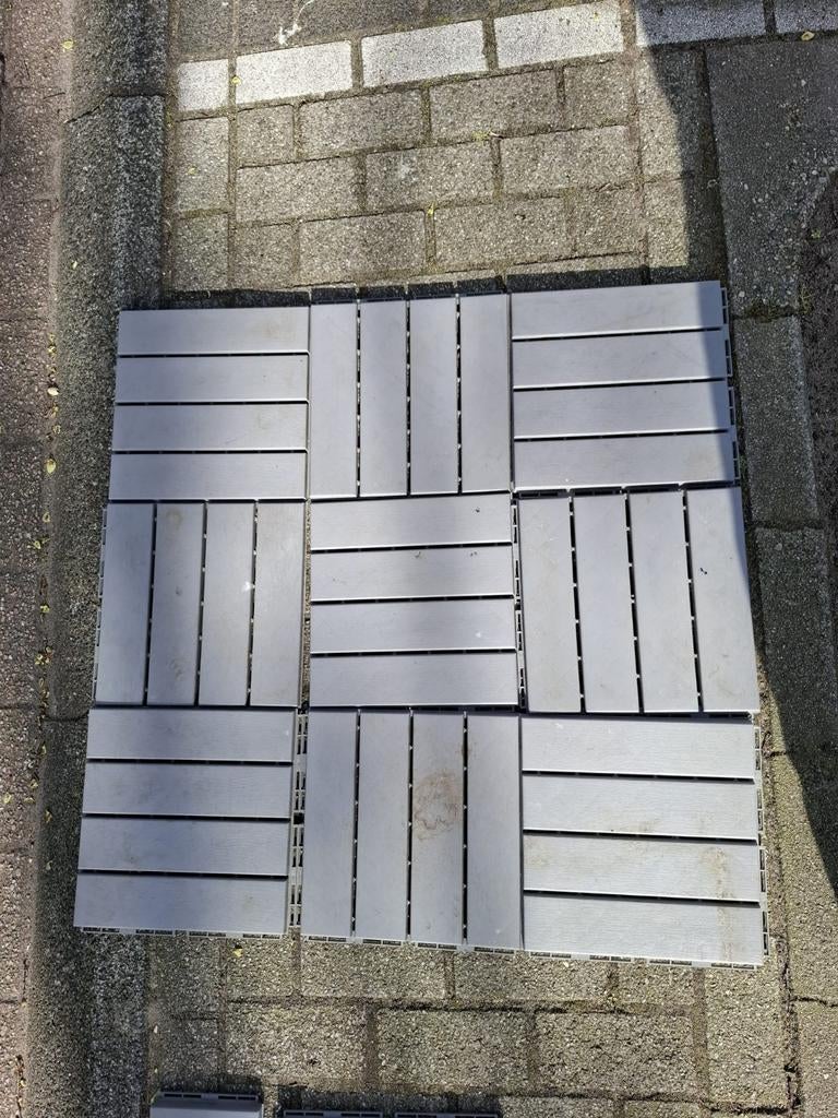Ikea Runnen terrastegels 9 stuks en 8 losse stukjes, Tuin en Terras, Terrasdelen en Vlonders, Ophalen